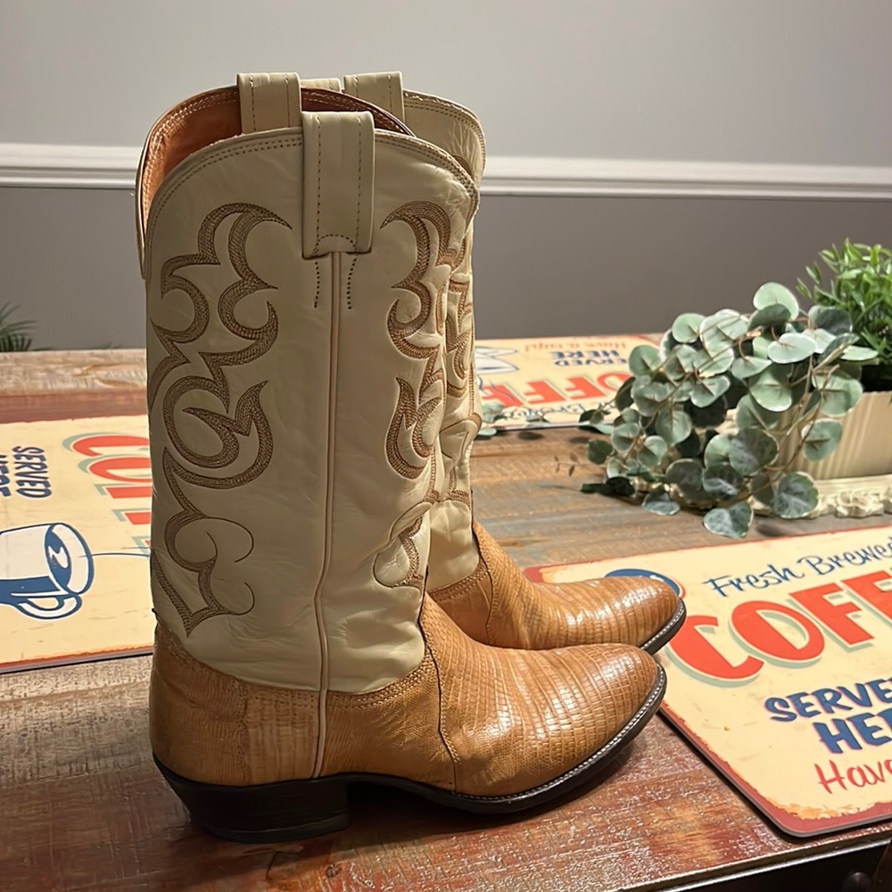 Men’s Nocona lizard cowboy boots
